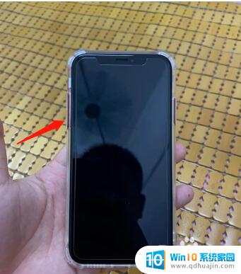 iponexsmax黑屏死机 iphone xs转圈黑屏怎么解决