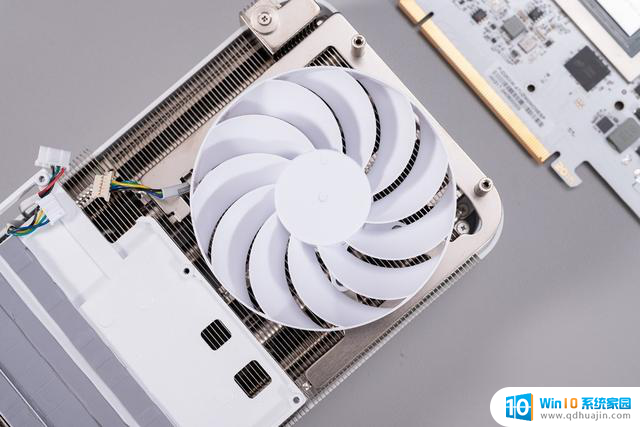 影驰GeForce RTX 4070 Ti SUPER特别纪念版显卡评测：4K光追畅玩黑神话！