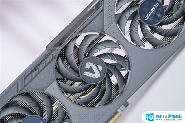 技嘉RTX 5050 GAMING OC显卡评测：全新DLSS 4技术的RTX 4060性能升级
