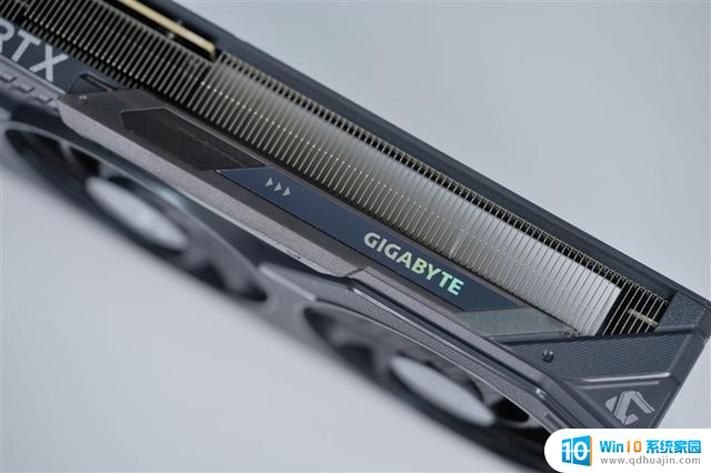 技嘉RTX 5050 GAMING OC显卡评测：全新DLSS 4技术的RTX 4060性能升级