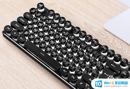 机械键盘切换灯光键 机械键盘灯光切换方法
