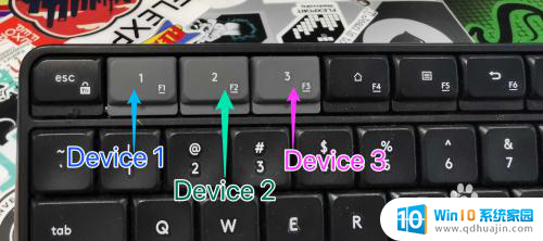 罗技蓝牙键盘k375s怎么连接电脑 如何配对蓝牙罗技键盘K375s