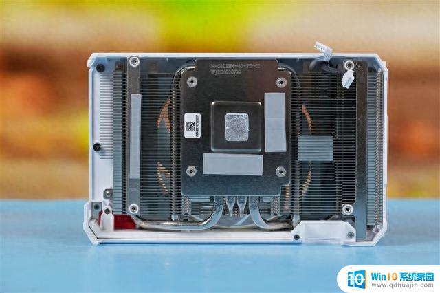 七彩虹iGame RTX 4060 Ti Mini OC 8GB迷你显卡评测