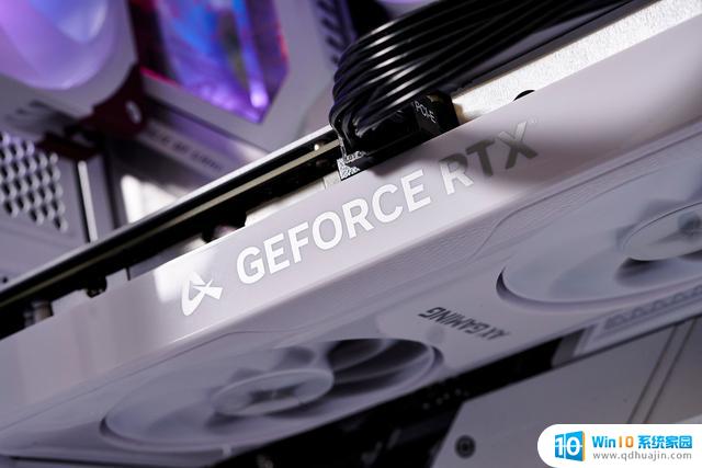 DLSS 3加持公版王，AX电竞叛客RTX 4060 X2W 8GB显卡图赏，体验DLSS 3技术带来的卓越性能提升